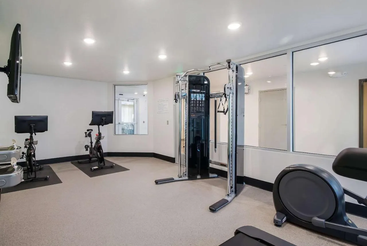 Woodspring Suites Portland Vancouver Hotel